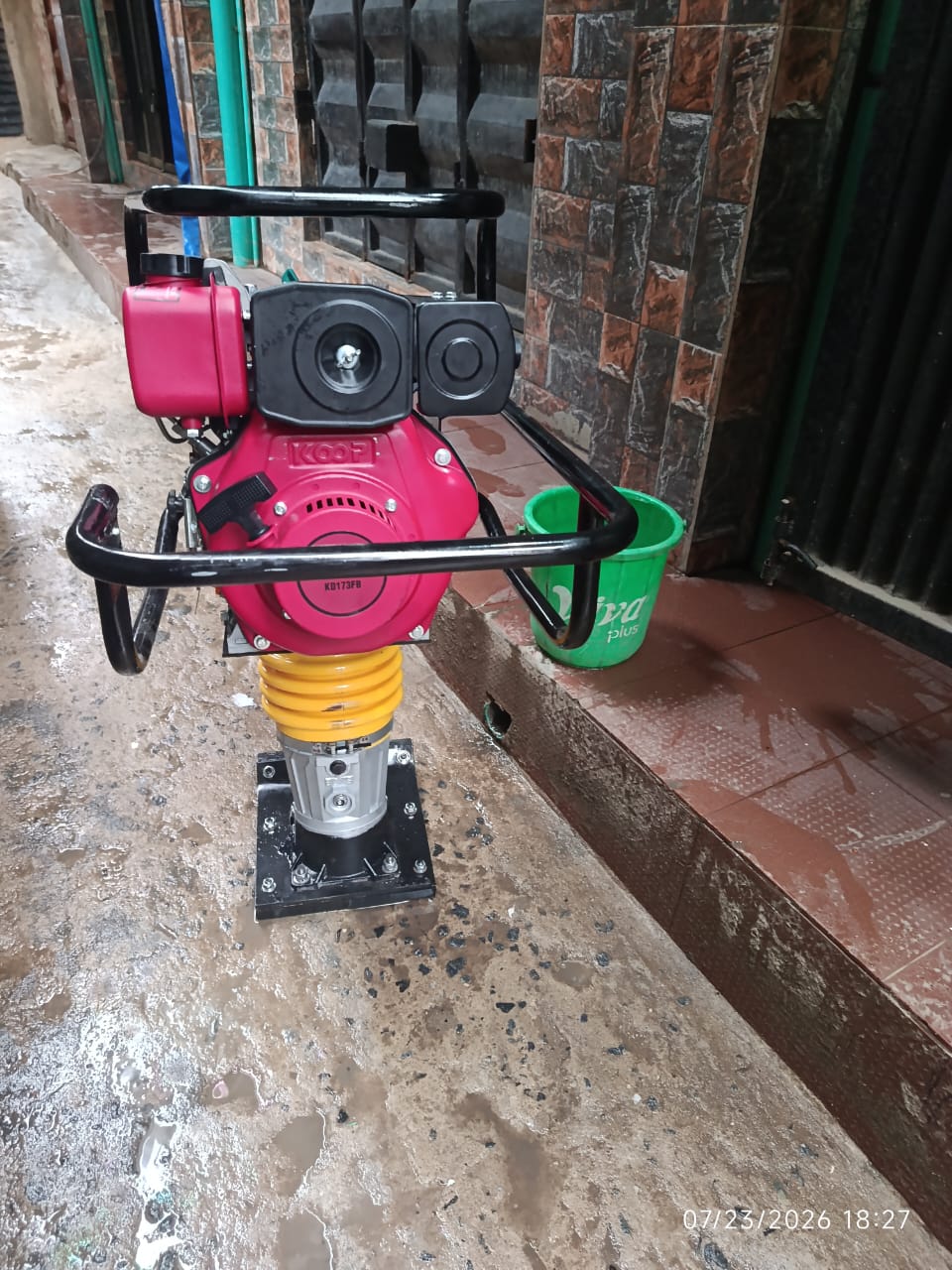 KD173FB Koop Diesel Jumping Jack Compactor