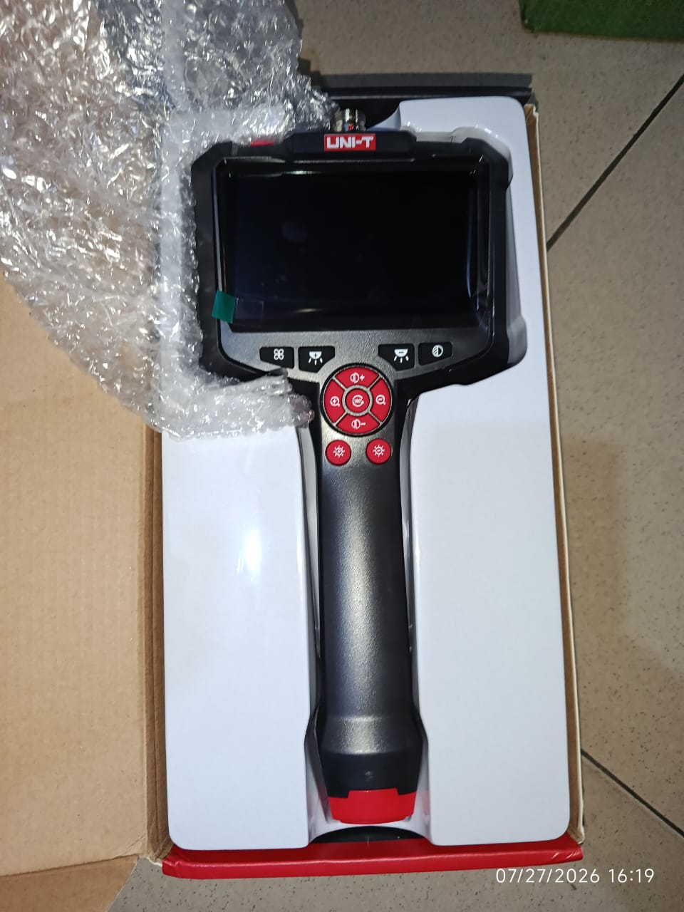 UNI-T Handheld Single Lens Industrial Borescope (UT665P Series)