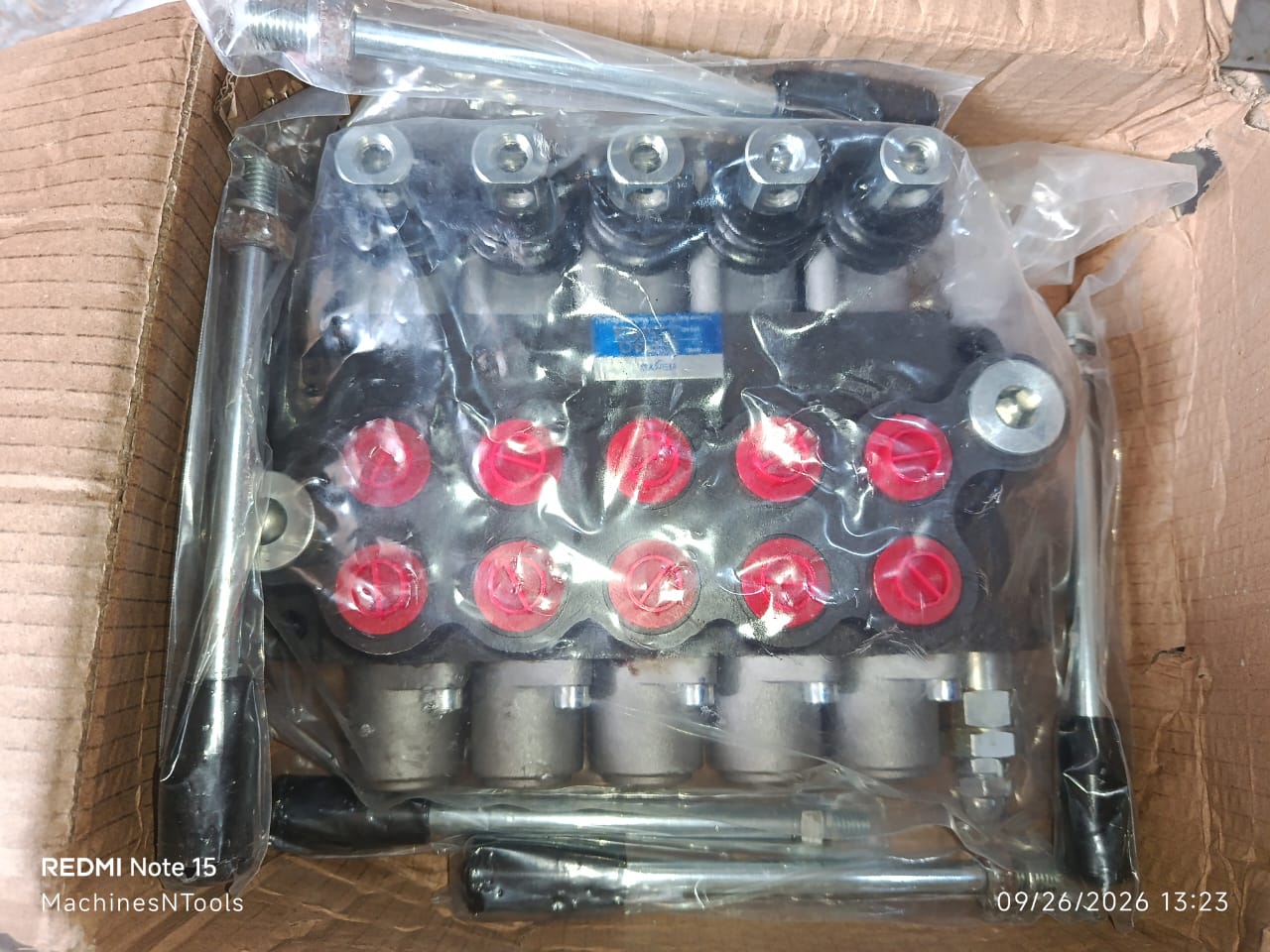 5-Spool Monoblock Hydraulic Directional Control Valve 5P40