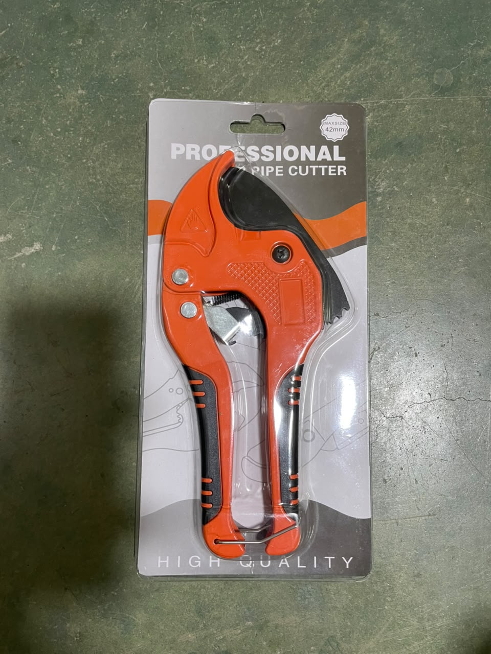 Heavy-Duty Ratcheting PPR/Vinyl Pipe Cutter (Max: 63mm).