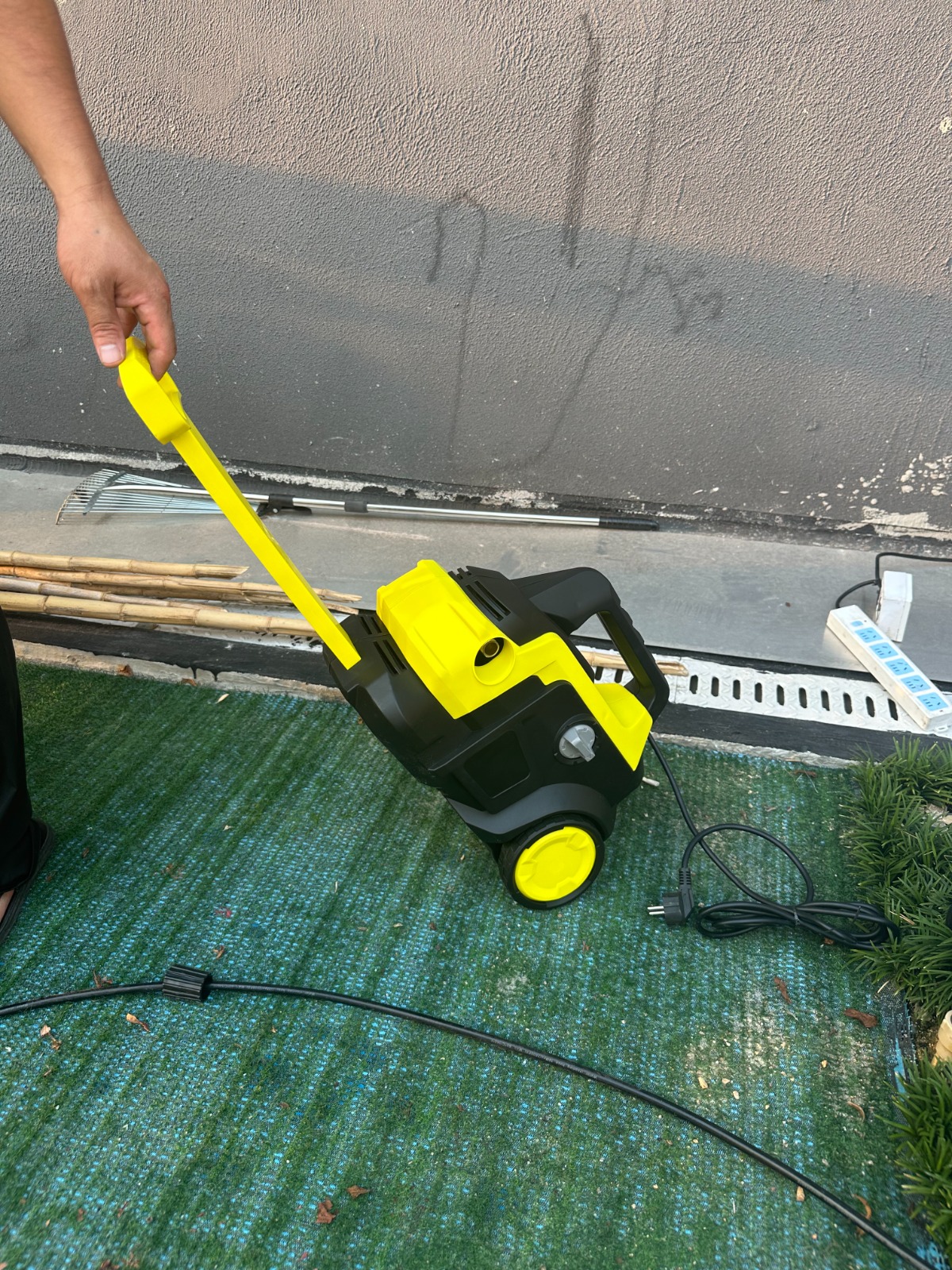 HYDRA SWPO 12-70 Portable Electric High-Pressure Washer
